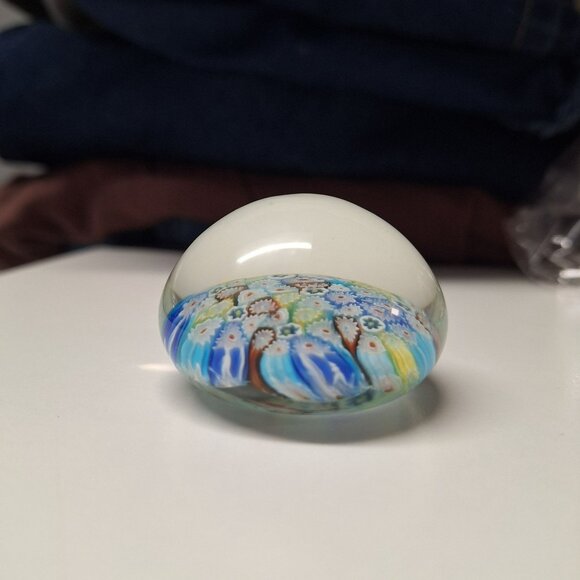Millefiori Art Glass Paperweight Small 2 Inch Rainbow Colorful Flower Scalloped - Picture 4 of 9